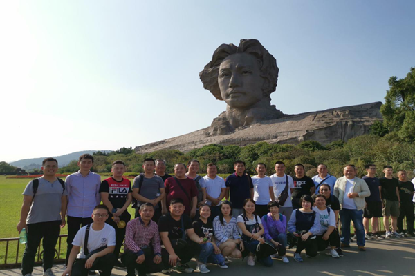 建投管線(xiàn)與戶(hù)外聯(lián)合黨支部重溫紅色記憶 、牢記使命初心